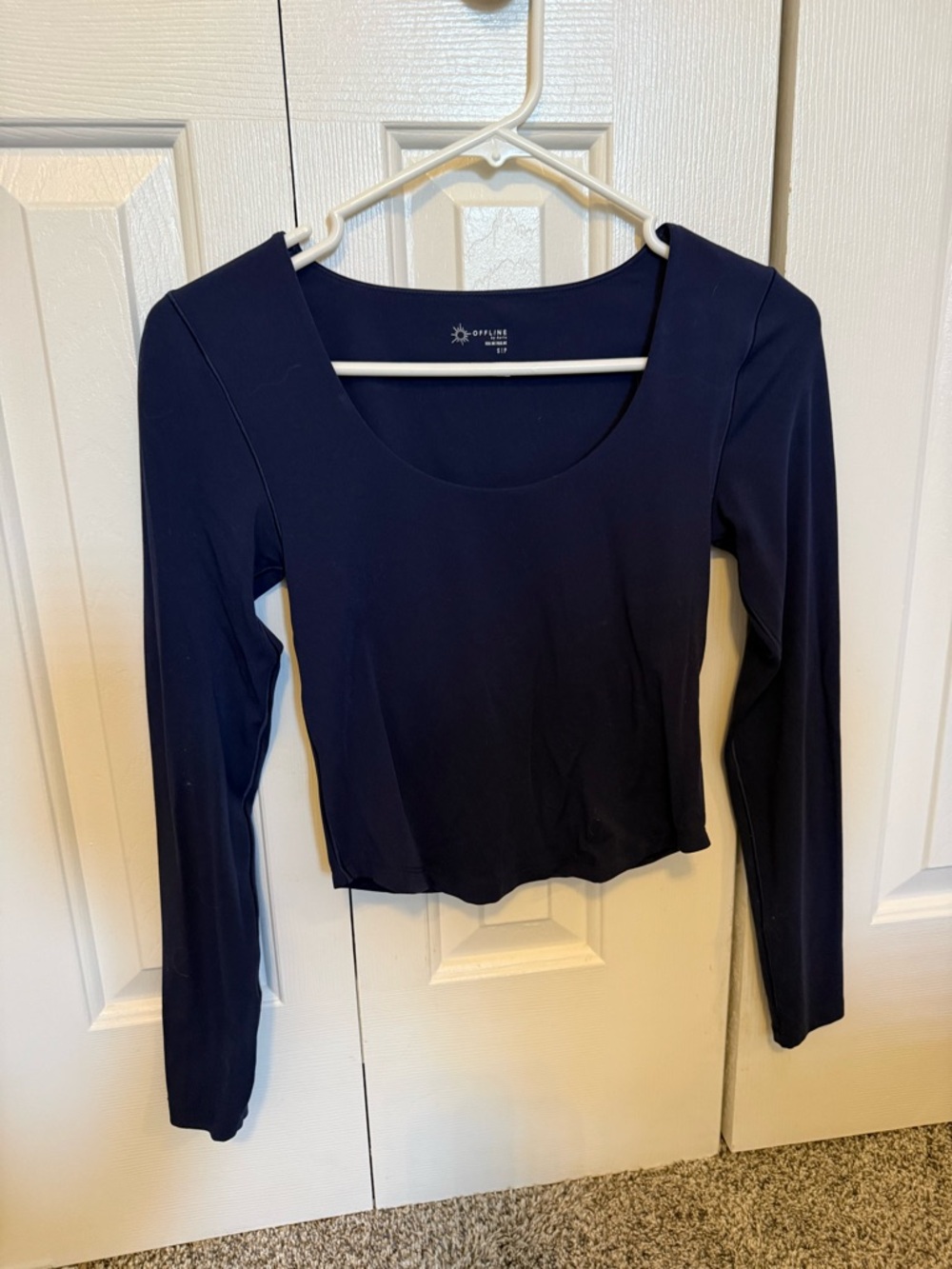 Navy Long-Sleeve Scoop Neck Aerie/American Eagle shirt